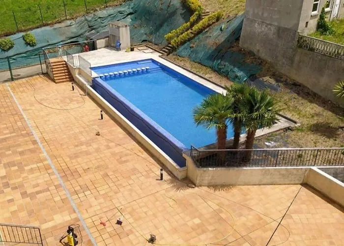 ático Con Piscina * O Porto de Espasante